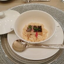 京王プラザホテル札幌の画像｜真鯛の炊き込みご飯はポットのお出汁を入れることもできます。