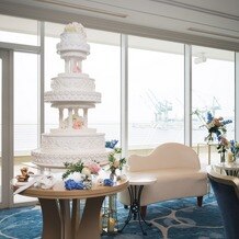 神戸メリケンパークオリエンタルホテルの画像｜渚 ソファ高砂 イミテーションケーキ
