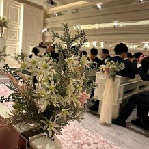 アーフェリーク迎賓館 大阪の画像｜チャペル装花
