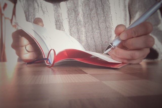 恋人の「好きなところ」を100個書くコツ