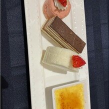 ブルーミントンヒルの画像｜ケーキ