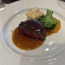 藻岩シャローム教会の画像｜ステーキ