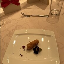 ザ・セレクトンプレミア 神戸三田ホテルの写真｜アンチョビとクリームチーズのミニエクレア