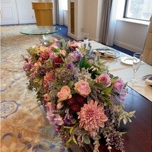 第一ホテル東京の画像｜新郎新婦のテーブル装花