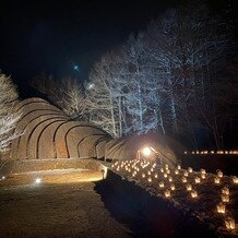 星野リゾート　軽井沢ホテルブレストンコートの画像｜石の教会です。夜に撮影しました。