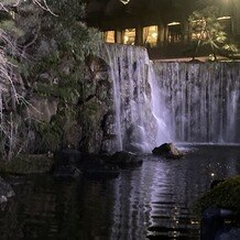 ホテルニューオータニの写真｜披露宴会場の外に見える夜景の景色です。