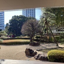 ホテルニューオータニの写真｜披露宴会場から見える庭を外から撮った写真です。