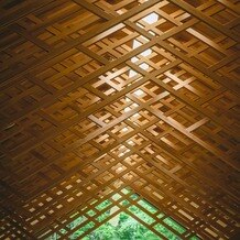 ウェスティン都ホテル京都の画像｜挙式会場の天井