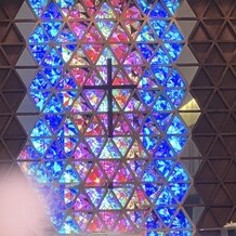 リーガロイヤルホテル京都の画像｜チャペルのステンドグラス