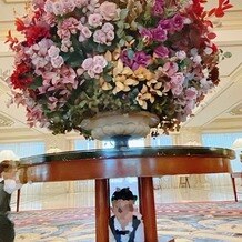 リーガロイヤルホテル東京の画像｜ロビーの装花