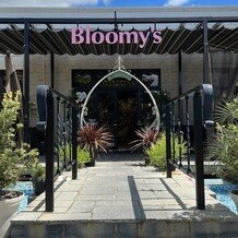 Bloomy’s 花カフェ＆ウエディングの写真｜正面からの写真です