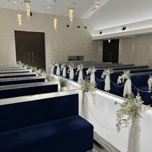 アルカンシエル横浜 luxe mariageの画像｜椅子はクッションになっており、長時間座っても大丈夫