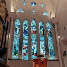 OSAKA St.BATH CHURCH（大阪セントバース教会）の画像｜ヨーロッパから実際に取り寄せたステンドグラスです。