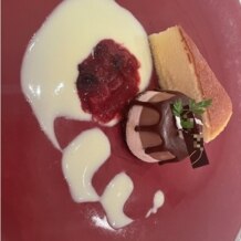 ベルクラシック空港の写真｜デザート（チョコレートケーキとチーズケーキ）