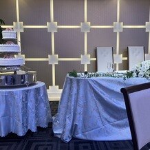 新横浜グレイスホテル／ロゼアン シャルムの写真｜高砂とウェディングケーキ