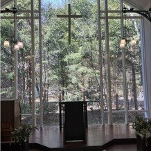 ニューアート・エレガンス ●ホテル軽井沢エレガンスの写真｜綺麗なチャペル