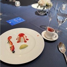 ヒルトン福岡シーホークの画像｜ストロベリーソースは絶品でした。
ピスタチオのスイーツもとても濃厚で味わい深く、素晴らしかったです