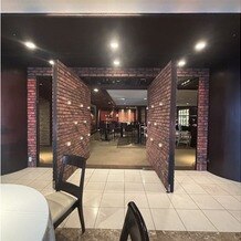 ザ・チェルシーの写真｜登場仕方
