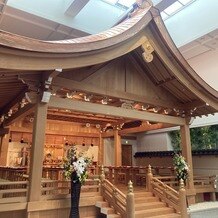 ホテルモントレ仙台の画像｜ホテル内にある神殿。天気に関係なく素敵な前撮り写真も撮れるのが魅力的でした。