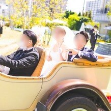 L&amp;#39;celmo 熊本（エルセルモ熊本）の写真｜チャペルで式後退場は車で
乗り心地抜群です