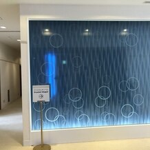 シェラトン・グランデ・トーキョーベイ・ホテルの画像｜クリスタルチャペル入り口