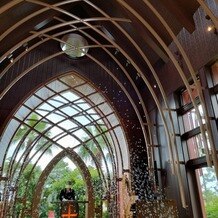 シェラトン・グランデ・トーキョーベイ・ホテルの画像｜チェペル内でシャボン玉を出すことが可能！！雨の日でもできるのが良い。