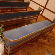 ヨコハマ グランド インターコンチネンタル ホテルの画像｜チャペルの椅子