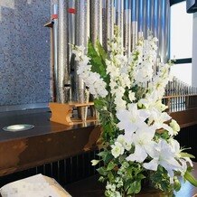 ホテルグランドヒル市ヶ谷の画像｜パイプオルガンと装花