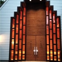 ｅｇｌｉｓｅ　ｄｅ　葉山庵（エグリーズ　ドゥ　はやまあん）の画像｜チャペル入口