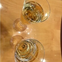 ハーバーパーク アヴェニュー ブレストンの写真｜星の金箔が浮かんだノンアルコールシャンパンです。