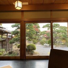 ＴＨＥ ＧＡＲＤＥＮ ＤＩＮＩＮＧ 弓絃葉の画像