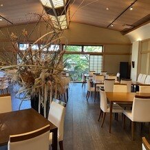 ＴＨＥ ＧＡＲＤＥＮ ＤＩＮＩＮＧ 弓絃葉の画像