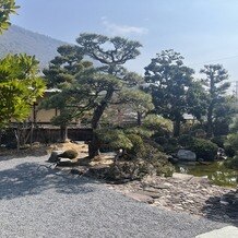 ＴＨＥ ＧＡＲＤＥＮ ＤＩＮＩＮＧ 弓絃葉の画像