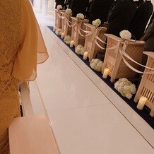 名古屋マリオットアソシアホテルの画像｜足物はキャンドルで照らされ、生花で仕切られ、洗練された空間でした