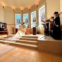 ミ・ピアーチェの画像｜ステンドグラスがとても綺麗な教会でした。