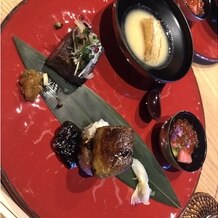THE LUIGANS Spa &amp; Resort（ザ・ルイガンズ. スパ ＆ リゾート）の画像｜試食用のプレートですがフォアグラのお寿司は一番衝撃で美味しかったです！