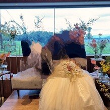 THE LUIGANS Spa & Resort（ザ・ルイガンズ. スパ ＆ リゾート）の写真｜昼の新郎新婦席