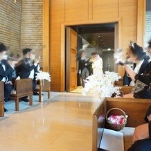 オリエンタルホテル 神戸・旧居留地の画像｜新婦と父親が入場