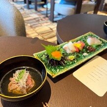 THE KAWABUN NAGOYAの画像｜胡麻豆腐のなにかとお刺身の盛り合わせ