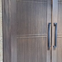 THE KAWABUN NAGOYAの写真｜新郎新婦入場の扉