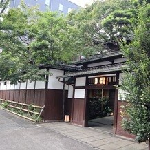 THE KAWABUN NAGOYAの写真｜外観から古き良き緑の溢れる会場でした。