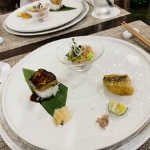ＷＩＴＨ ＴＨＥ ＳＴＹＬＥ　（ウィズ ザ スタイル）の画像｜試食会の写真。左がフォアグラのお寿司。口の中でとろけて美味しかった。