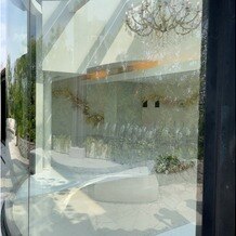 ルシェルブラン表参道の画像｜ガーデンから見たチャペル