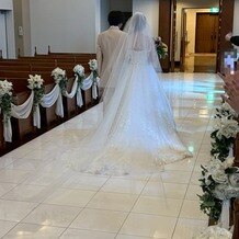 仙台ゆりが丘 マリアージュ アン ヴィラの写真｜ドレス、タキシード後ろ