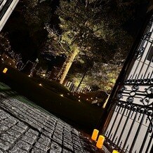 The ORANGER GARDEN ISUZUGAWA （ザ・オランジェガーデン五十鈴川）の写真｜ガーデンへの入り口