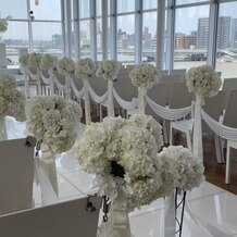 ホテル日航新潟の画像｜チャペル
花飾り