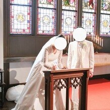 ＳＴ. ＭＡＲＧＡＲＥＴ　ＷＥＤＤＩＮＧ（セント・マーガレット　ウエディング）の画像｜結婚証明書へのサイン