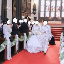 ＳＴ. ＭＡＲＧＡＲＥＴ　ＷＥＤＤＩＮＧ（セント・マーガレット　ウエディング）の画像｜退場シーン