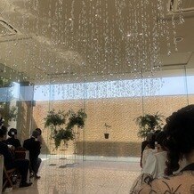アマンダンテラス（ＡＭＡＮＤＡＮ　ＴＥＲＲＡＣＥ）の写真｜天井のガラスがキラキラとしてとても綺麗
