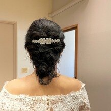 アマンダンテラス（ＡＭＡＮＤＡＮ　ＴＥＲＲＡＣＥ）の写真｜挙式のヘアスタイル